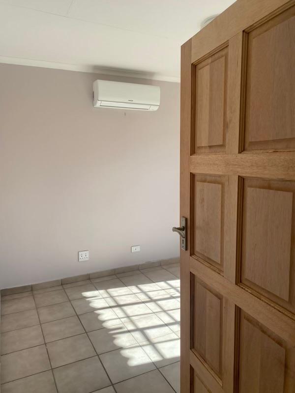 2 Bedroom Property for Sale in Die Bult Western Cape